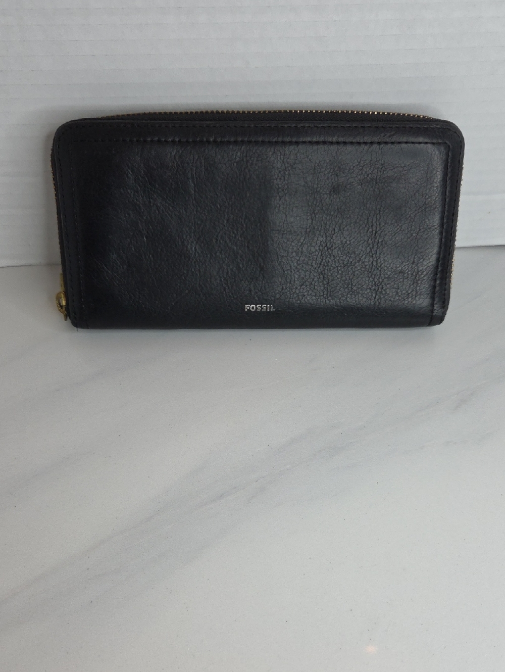 Fossil Black Leather Zip Wallet with Gold Hardware